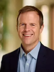 Profile photograph of Professor Cameron Hepburn