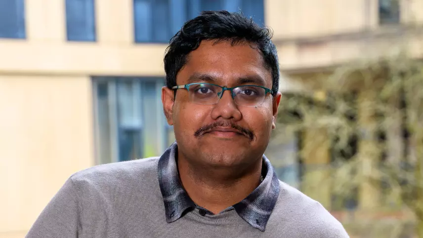 Dr Aniruddha Nag