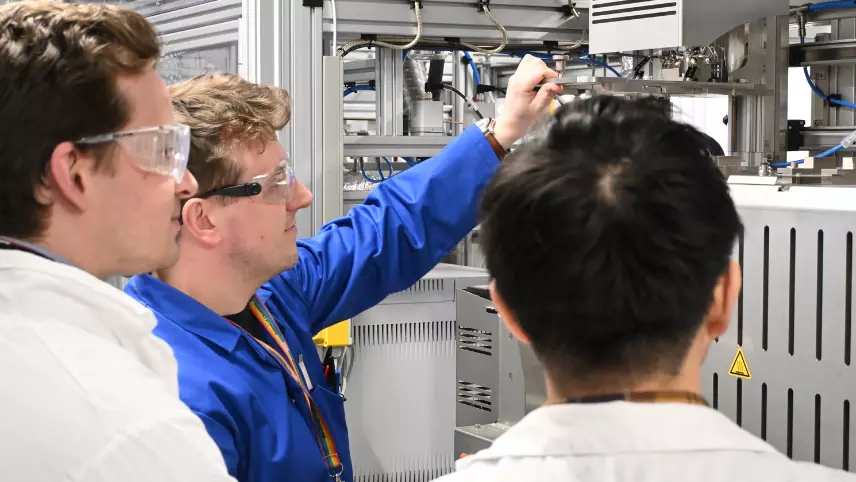 High Throughput Reactor tour